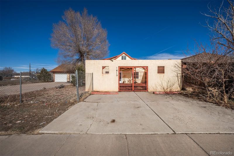 1815 E 1st St, Pueblo, CO 81001