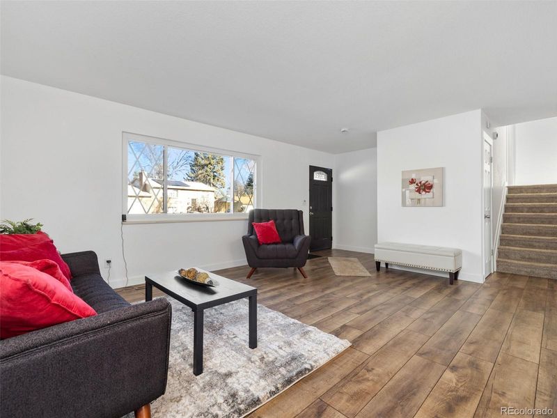 1402 Martin Dr, Colorado Springs, CO 80915