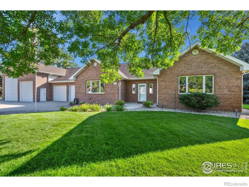 7742 Park Ridge Cir, Fort Collins, CO 80528