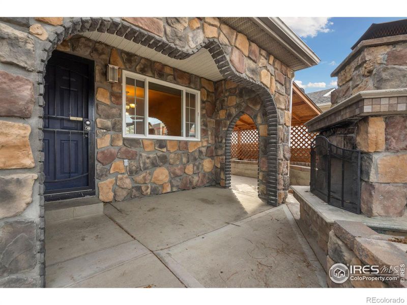 568 18th St SW, Loveland, CO 80537