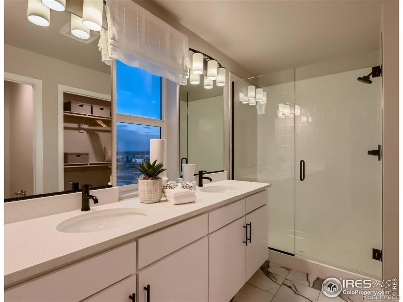 1438 Coral Pl, Longmont, CO 80504