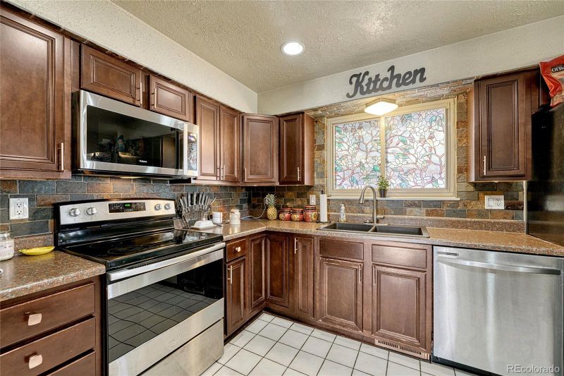 12738 E Exposition Dr, Aurora, CO 80012