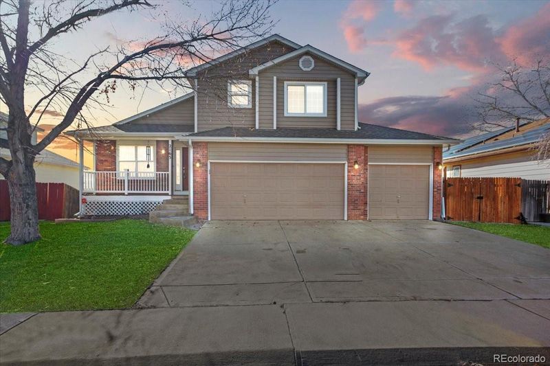 2165 S Telluride Ct, Aurora, CO 80013
