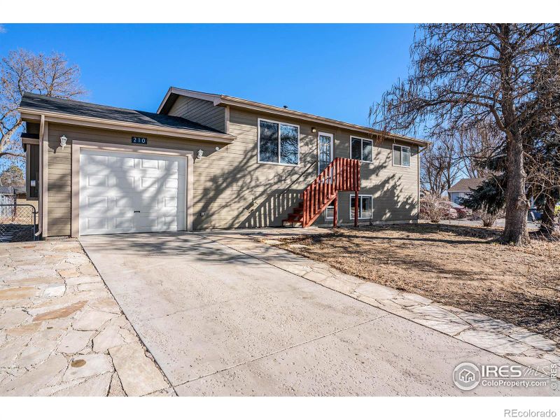 210 S Frances Ave, Milliken, CO 80543