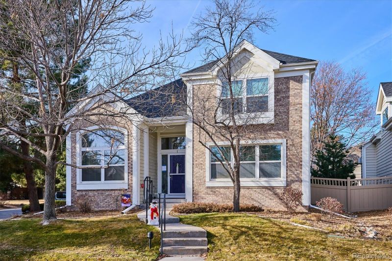 1011 S Valentia St #1, Denver, CO 80247