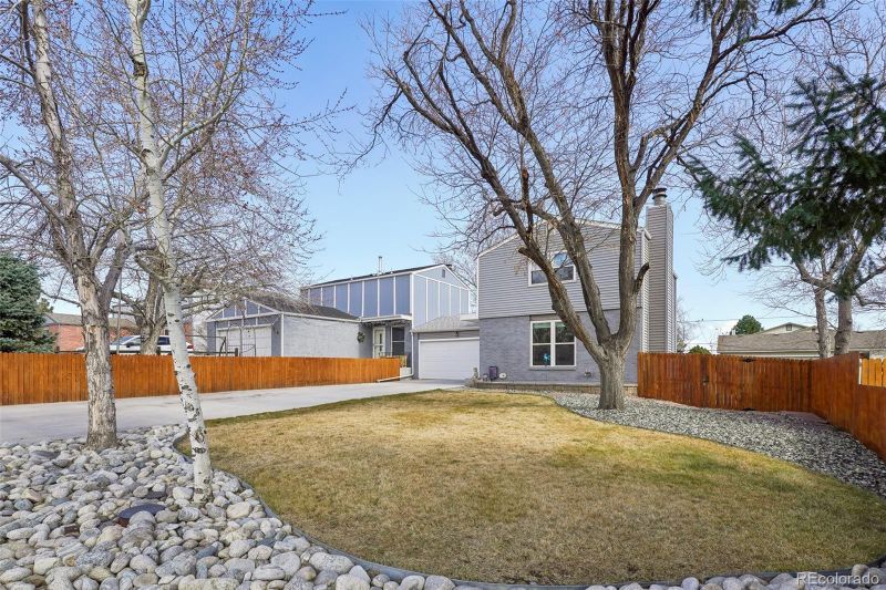 1376 Urban St, Lakewood, CO 80401