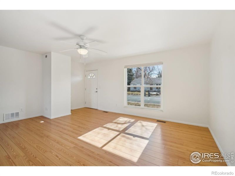 965 W Willow St, Louisville, CO 80027