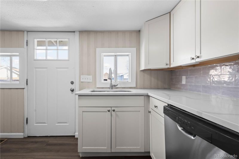 6521 E 70th Pl, Commerce City, CO 80022