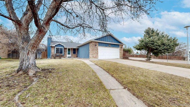 20091 E Bellewood Dr, Centennial, CO 80015