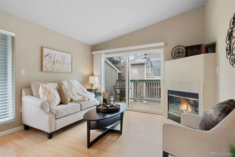 8406 Pebble Creek Way #202, Highlands Ranch, CO 80126