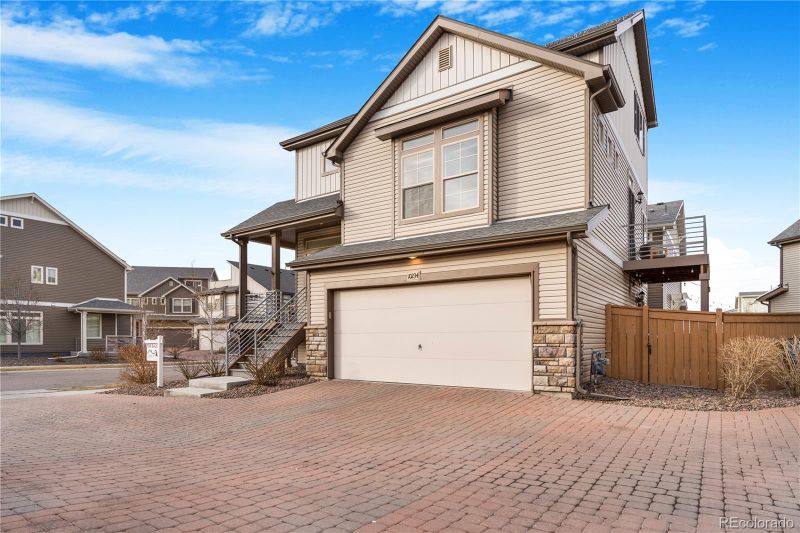 10234 Yampa Ct, Commerce City, CO 80022
