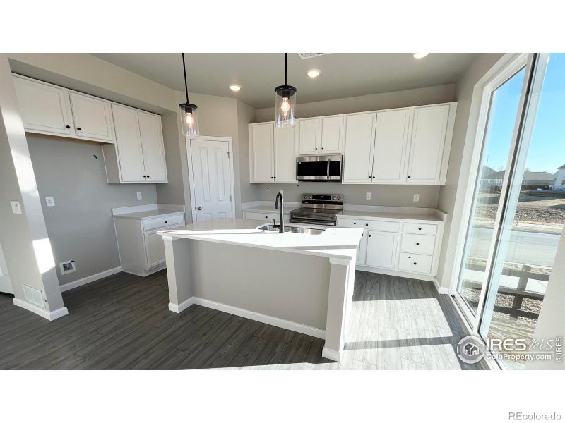16805 Mckay Dr, Mead, CO 80542