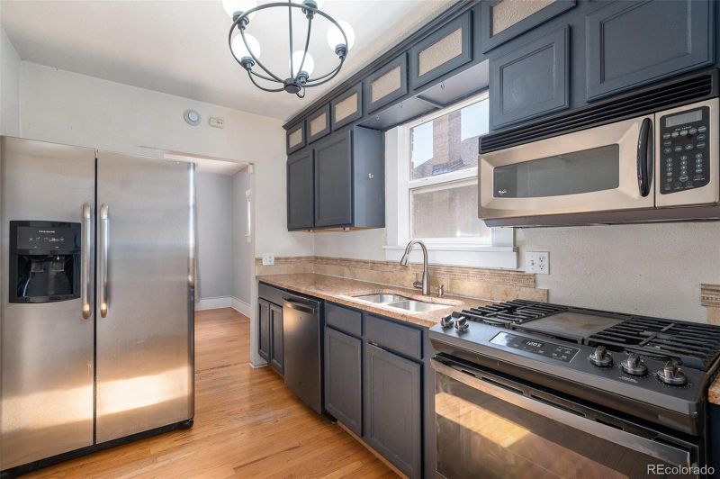 2921 N Fillmore St, Denver, CO 80205
