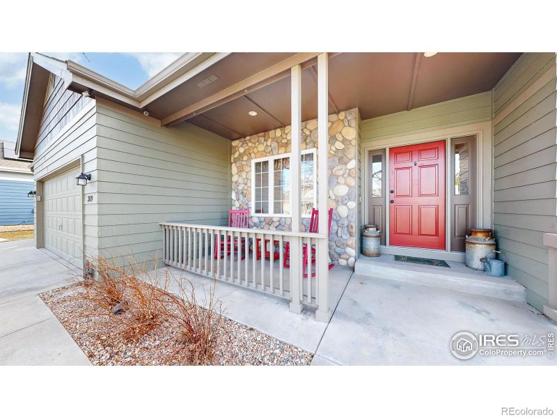 309 Red Hawk Dr, Fort Collins, CO 80524