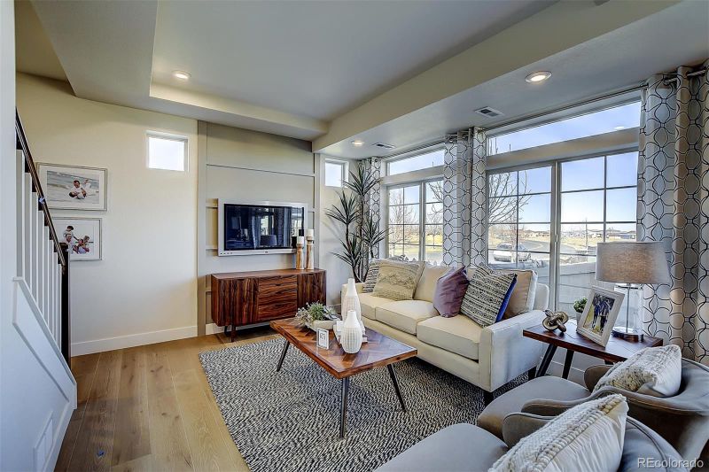 1200 Sugarloaf Ln, Erie, CO 80516