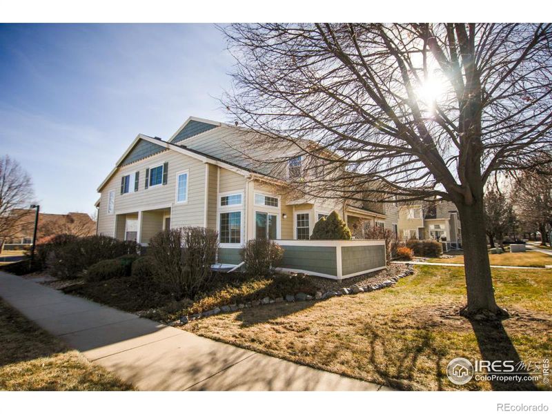 930 Button Rock Dr #102, Longmont, CO 80504