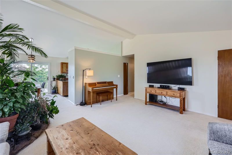 1817 Buttercup Rd, Elizabeth, CO 80107