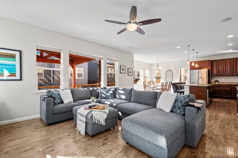 15246 W 94th Ave, Arvada, CO 80007