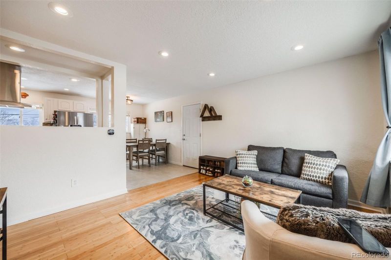 8331 Mason Cir, Westminster, CO 80031