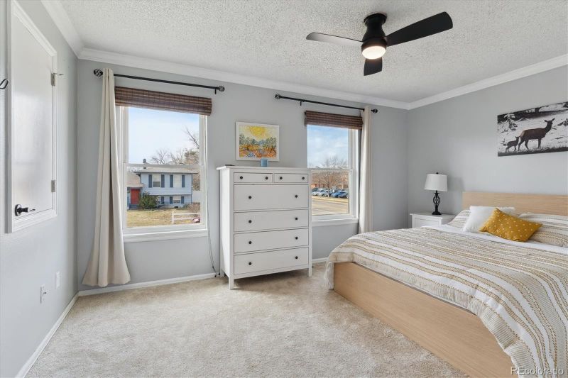 3112 S Independence Ct, Lakewood, CO 80227