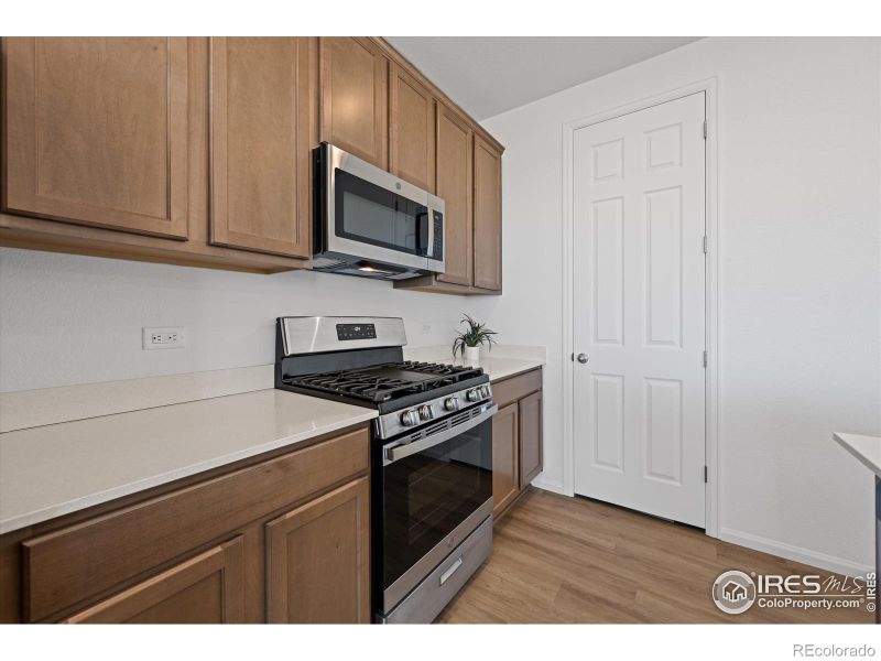 635 Turnip Pl, Johnstown, CO 80534