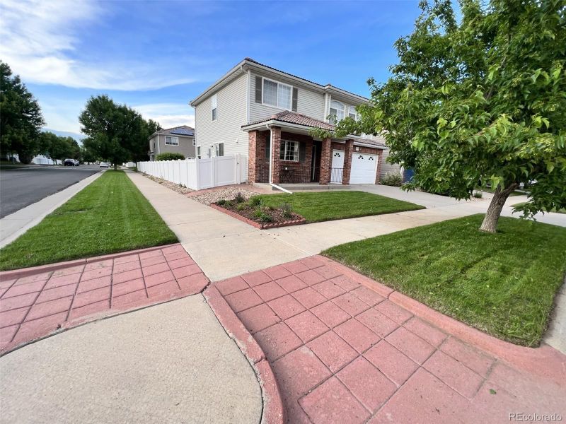 18755 Burlington Pl, Denver, CO 80249