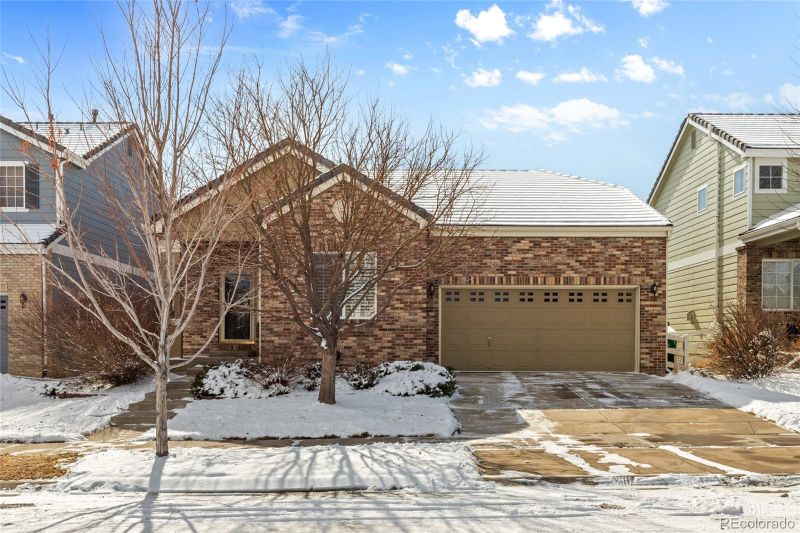 24726 E Louisiana Cir, Aurora, CO 80018