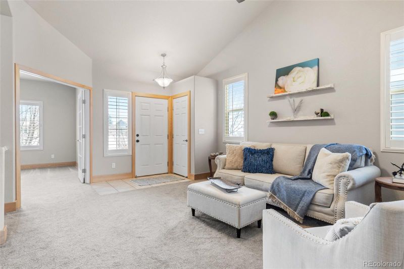 24726 E Louisiana Cir, Aurora, CO 80018