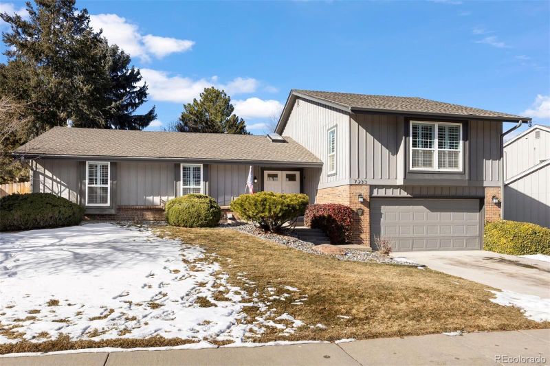 7233 S Harrison Way, Centennial, CO 80122
