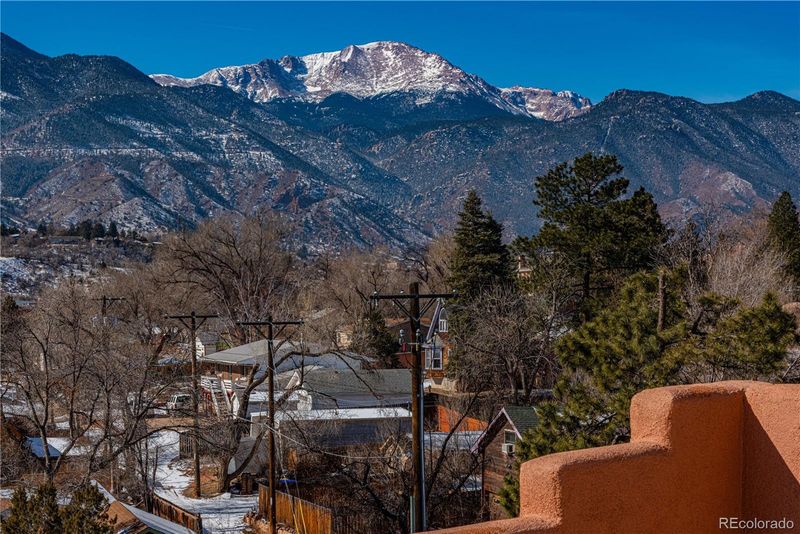 3335 W Kiowa St, Colorado Springs, CO 80904