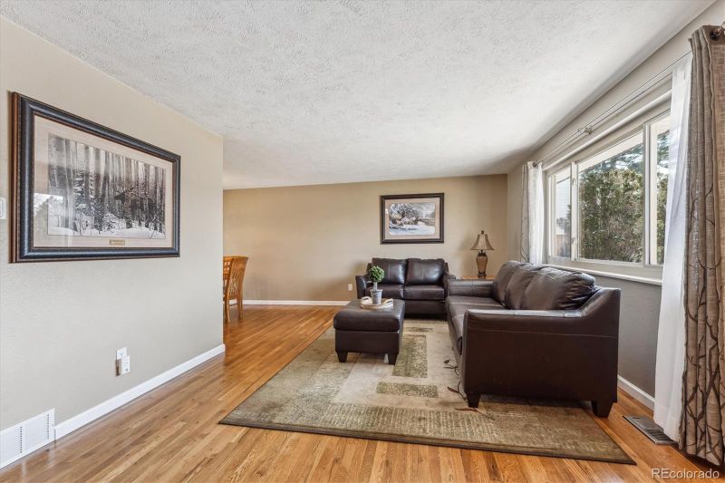 9430 Perry St, Westminster, CO 80031