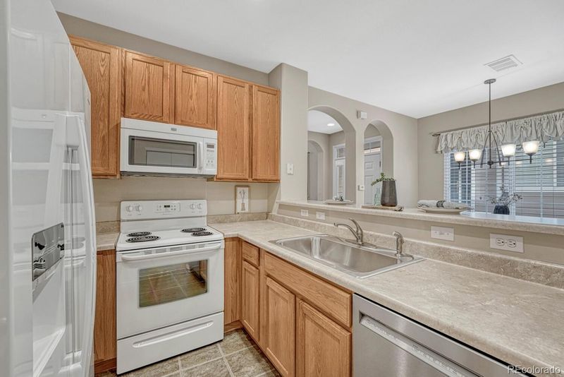 1354 Carlyle Park Cir, Highlands Ranch, CO 80129