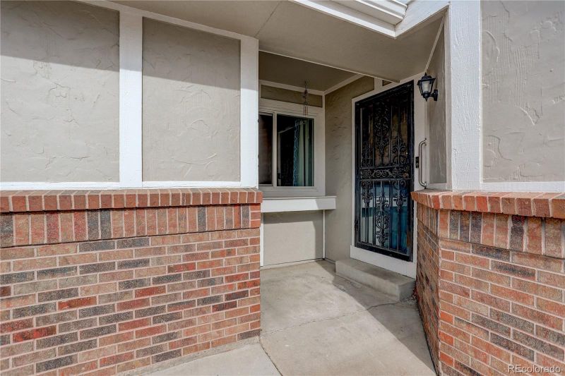 7060 Routt St, Arvada, CO 80004