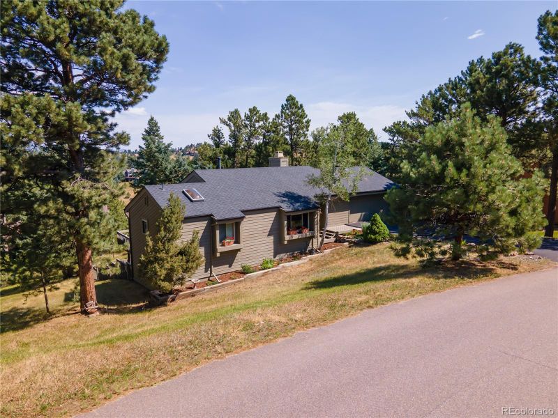23495 Bluestem Dr, Golden, CO 80401