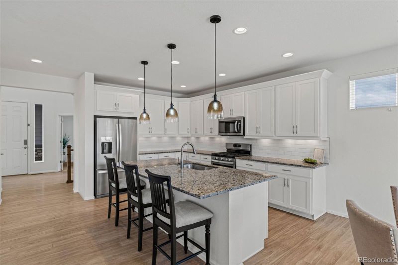 27307 E Costilla Pl, Aurora, CO 80016