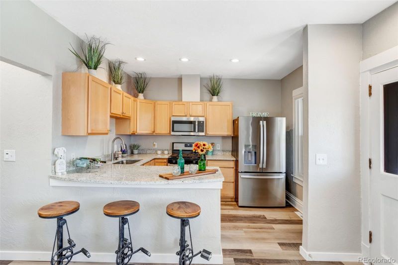 723 W 5th Ave, Denver, CO 80204