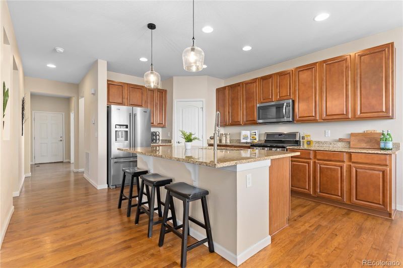 381 Rainbow Ln, Lafayette, CO 80026
