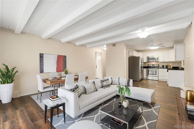 655 S Clinton St #2A, Denver, CO 80247