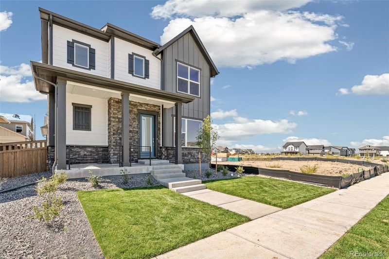 21022 E 63 Dr, Aurora, CO 80019