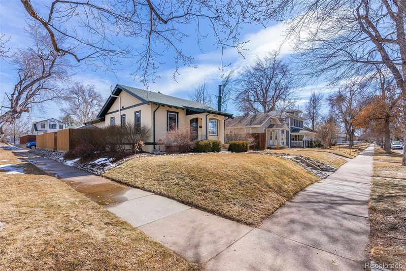 1804 S Corona St, Denver, CO 80210