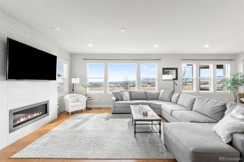 17786 W 86th Ln, Arvada, CO 80007