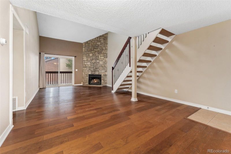 420 Wright St #305, Lakewood, CO 80228