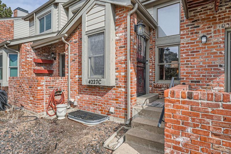 4227 S Granby Ct #C, Aurora, CO 80014
