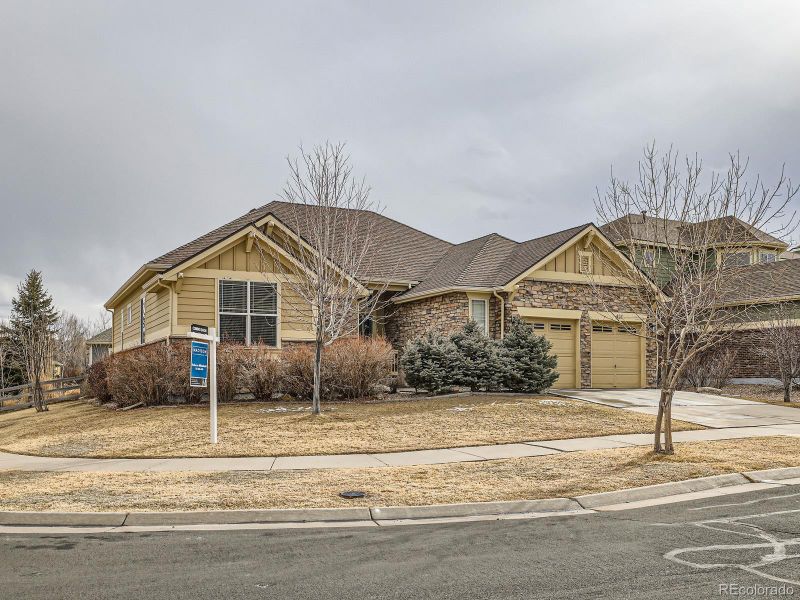424 N De Gaulle Ct, Aurora, CO 80018