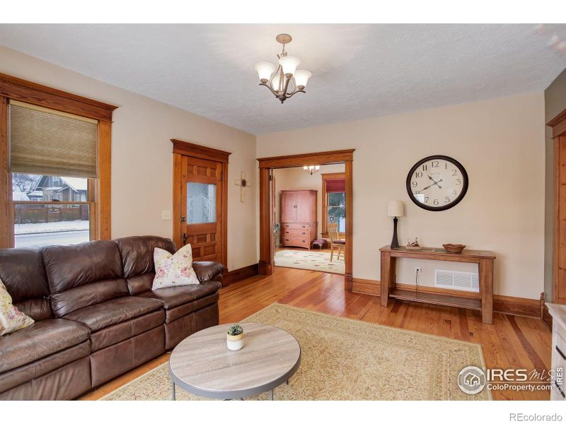428 N Grant Ave, Loveland, CO 80537