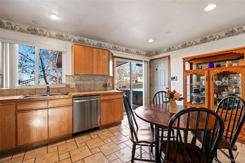 16505 E Arkansas Ave, Aurora, CO 80017
