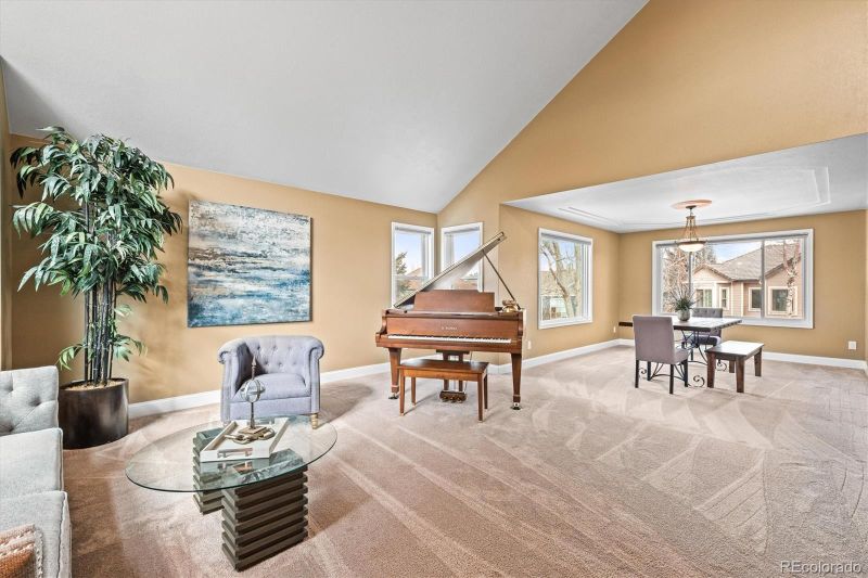 10011 Saddlehorn Ln, Highlands Ranch, CO 80130