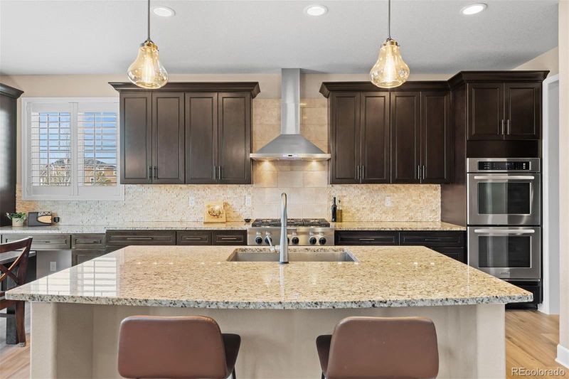 6339 S Langdale Way, Aurora, CO 80016