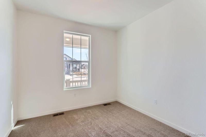 5085 N Quemoy St, Aurora, CO 80019