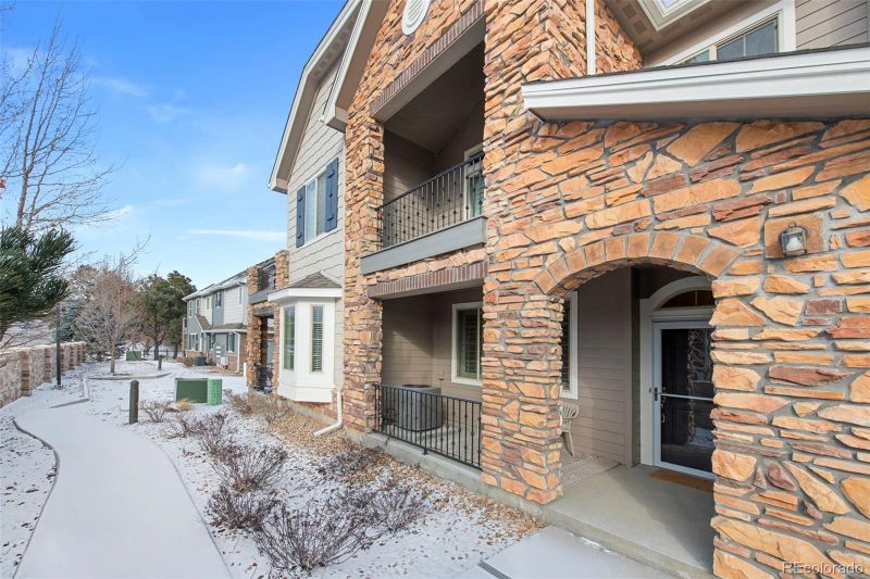 8153 S Yosemite Ct, Centennial, CO 80112